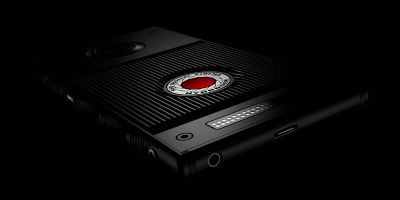 world’s first holographic phone, Red Hydrogen One